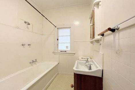 Photo of property in 86 Nixon Street, Hamilton East, Hamilton, 3216