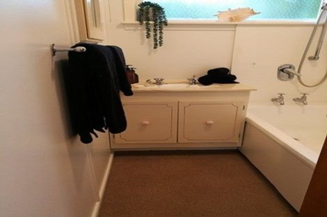 Photo of property in 31 Fox Street, Featherston, 5710