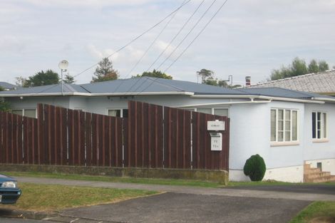 Photo of property in 1/72 Lynwood Road, New Lynn, Auckland, 0600