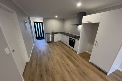 Photo of property in 8 Kumerahou Street, Kumeu, 0810