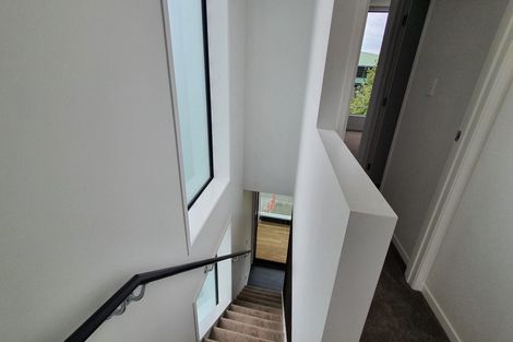 Photo of property in 3/2a Walsall Street, Avondale, Auckland, 1026