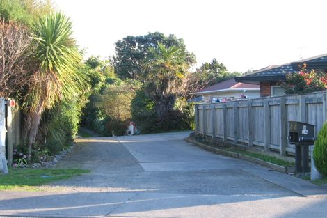 Photo of property in 8 Fleetwood Grove, Waikanae, 5036