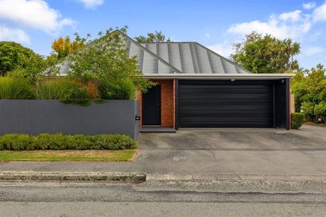 Photo of property in 1/33 Makora Street, Fendalton, Christchurch, 8041