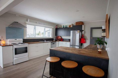 Photo of property in 65 Strange Street, Waitara, 4320