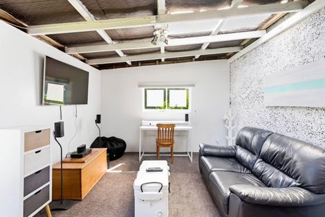 Photo of property in 17 Wycolla Avenue, Saint Clair, Dunedin, 9012