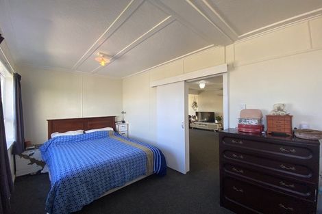 Photo of property in 110a Cook Street, Marfell, New Plymouth, 4310