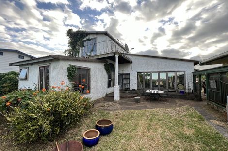 Photo of property in 119 Ferry Parade, Herald Island, Auckland, 0618