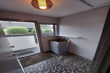 Photo of property in 1/50 Chipping Lane, Redwood, Christchurch, 8051