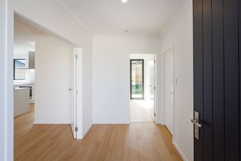 Photo of property in 18 Sardinia Grove, Fitzherbert, Palmerston North, 4410