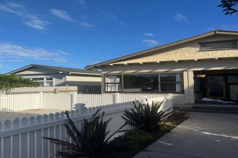 Photo of property in 180 Vigor Brown Street, Napier South, Napier, 4110
