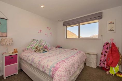 Photo of property in 20 Ashenhurst Way, Lower Shotover, Queenstown, 9304