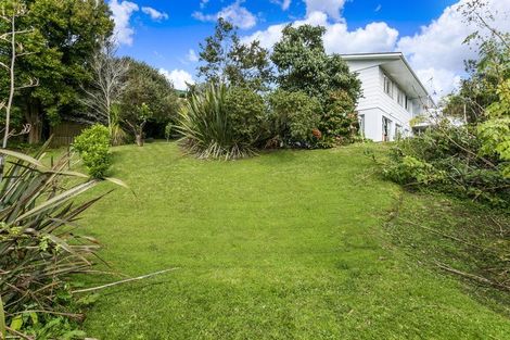 Photo of property in 13 Morriggia Place, Bayview, Auckland, 0629