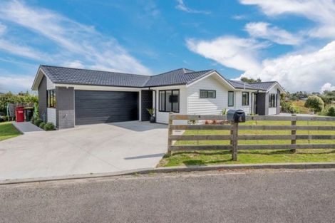 Photo of property in 4 Corbin Court, Ohau, Levin, 5570