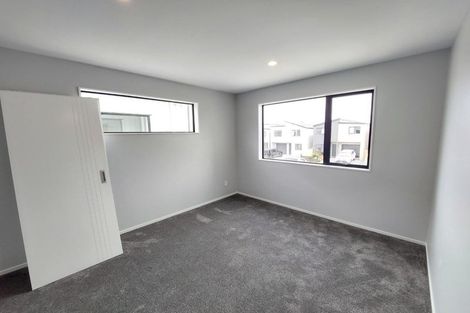 Photo of property in 26 Coast Garden Drive, Hobsonville, Auckland, 0616