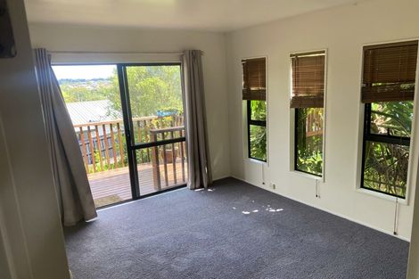 Photo of property in 4 Springtime Crescent, Stanmore Bay, Whangaparaoa, 0932
