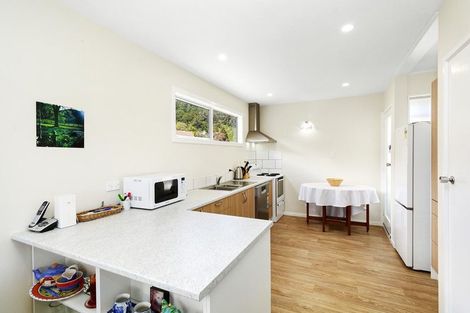 Photo of property in 47 Pukatea Street, Eastbourne, Lower Hutt, 5013