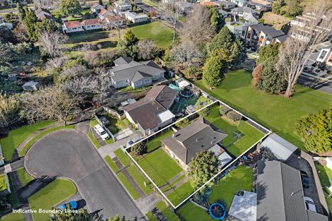 Photo of property in 9 Chibnall Place, Conifer Grove, Takanini, 2112