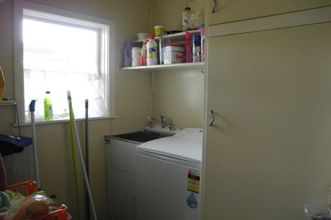 Photo of property in 9 Oxford Street, Waimate, 7924