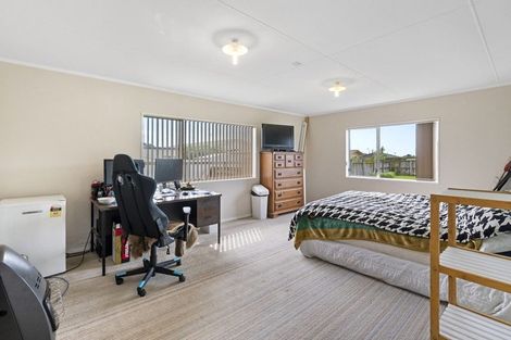 Photo of property in 16c Trimble Place, Bell Block, New Plymouth, 4312