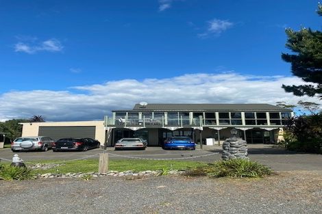 Photo of property in 335b Te Hutewai Road, Raglan, 3296