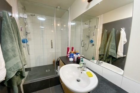 Photo of property in 5/2 Atarangi Road, Greenlane, Auckland, 1051