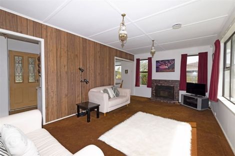 Photo of property in 86 Flanshaw Road, Te Atatu South, Auckland, 0610