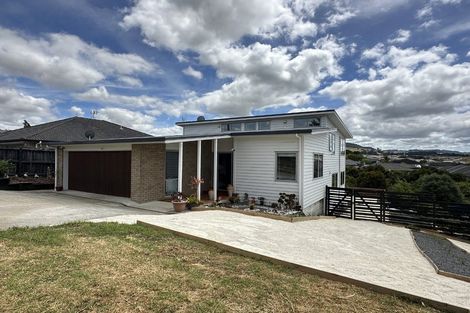 Photo of property in 74 Helenslee Road, Pokeno, 2402