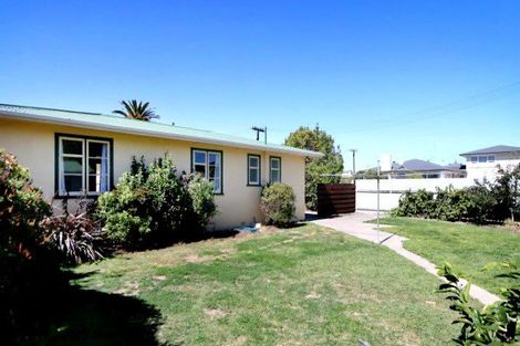 Photo of property in 9 Wincanton Place, Awapuni, Palmerston North, 4412