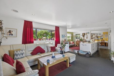 Photo of property in 7d Hinau Street, Inglewood, 4330