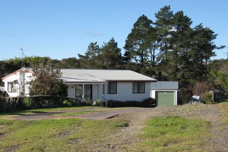 Photo of property in 21 Haruru Falls Road, Haruru, 0204