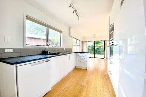 Photo of property in 1/17 Thornton Road, Milford, Auckland, 0620