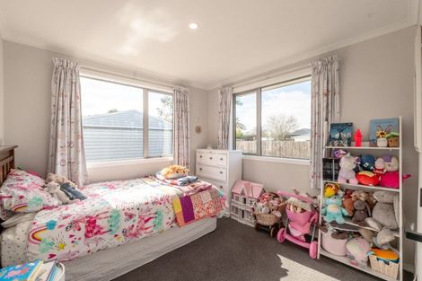 Photo of property in 16 Cargill Street, Waikiwi, Invercargill, 9810