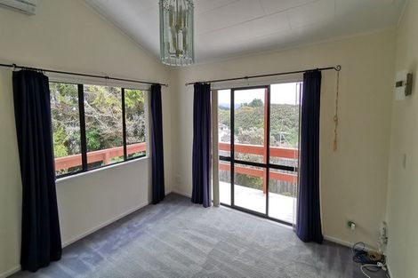 Photo of property in 4 Cathie Place, Karori, Wellington, 6012
