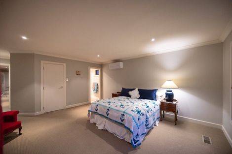 Photo of property in 42 Lincoln Terrace, Hokowhitu, Palmerston North, 4410