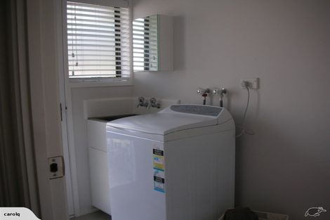 Photo of property in 2/123 Prince Regent Drive, Half Moon Bay, Auckland, 2012