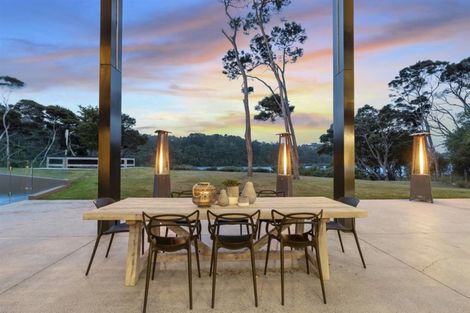 Photo of property in 34 Kingfisher Grove, Greenhithe, Auckland, 0632