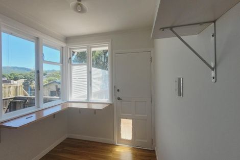 Photo of property in 21 Dimock Street, Titahi Bay, Porirua, 5022