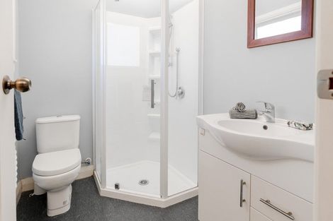 Photo of property in 25 Omar Street, Khandallah, Wellington, 6035