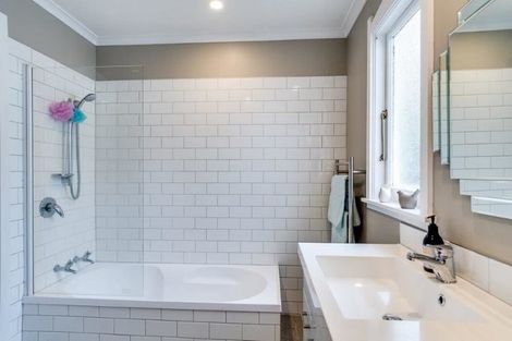 Photo of property in 301 Lovedale Road, Saint Leonards, Hastings, 4120