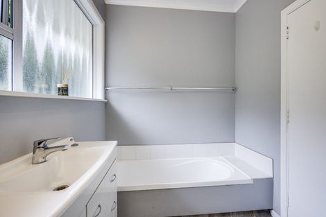 Photo of property in 37 Joll Road, Havelock North, 4130