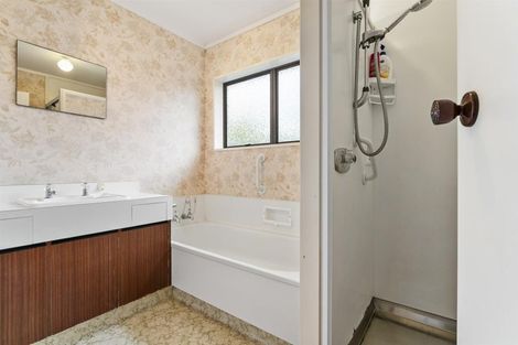 Photo of property in 7a Laing Place, Otumoetai, Tauranga, 3110