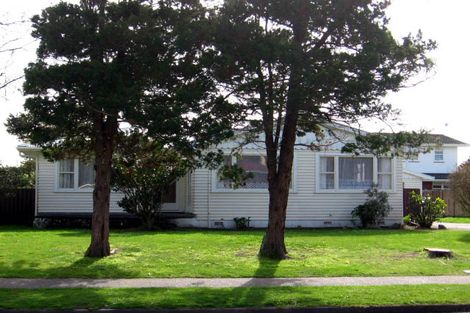 Photo of property in 3 Dittmer Drive, Awapuni, Palmerston North, 4412