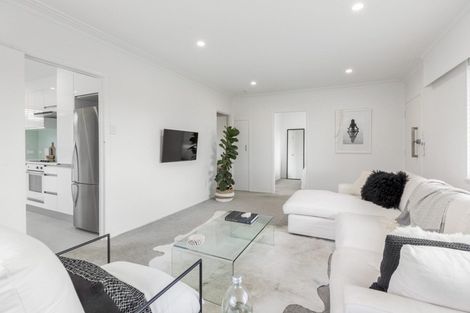 Photo of property in 2/21 Gowing Drive, Meadowbank, Auckland, 1072