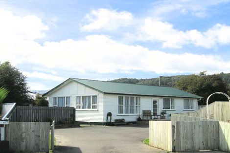 Photo of property in 13 Phar Lap Grove, Trentham, Upper Hutt, 5018
