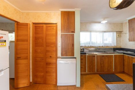 Photo of property in 37 Punga Street, Tangimoana, 4822