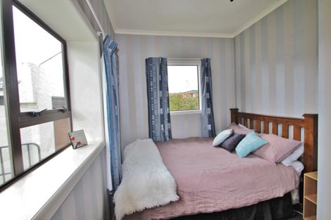 Photo of property in 16 Milton Street, Gore, 9710