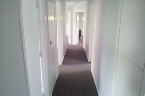 Photo of property in 35 Parker Avenue, New Lynn, Auckland, 0600