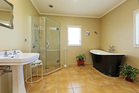 Photo of property in 158 Avenue Road, Greenmeadows, Napier, 4112