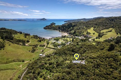 Photo of property in 206 Colville Road, Coromandel, 3584