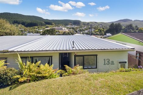 Photo of property in 13a Florio Terrace, Tawa, Wellington, 5028